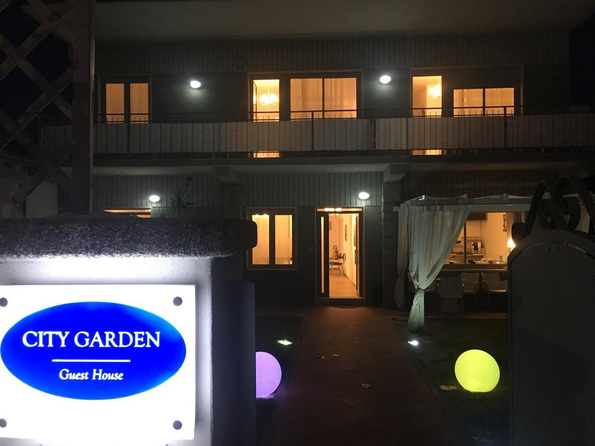 City Garden Guest house 2*